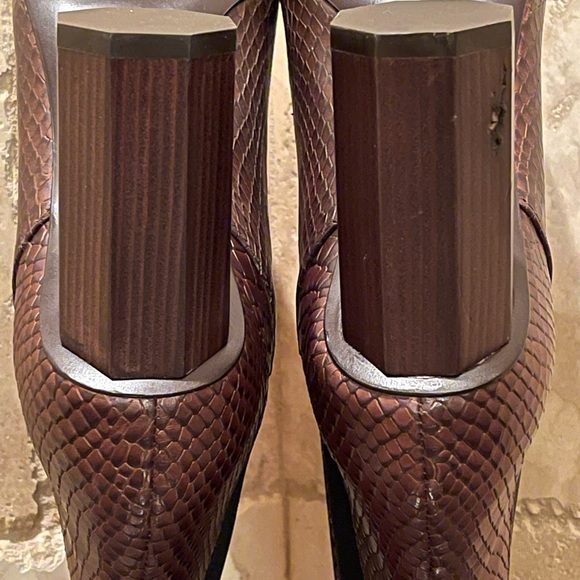 Donald J Pliner Laila Python embossed booties - Picture 16 of 16